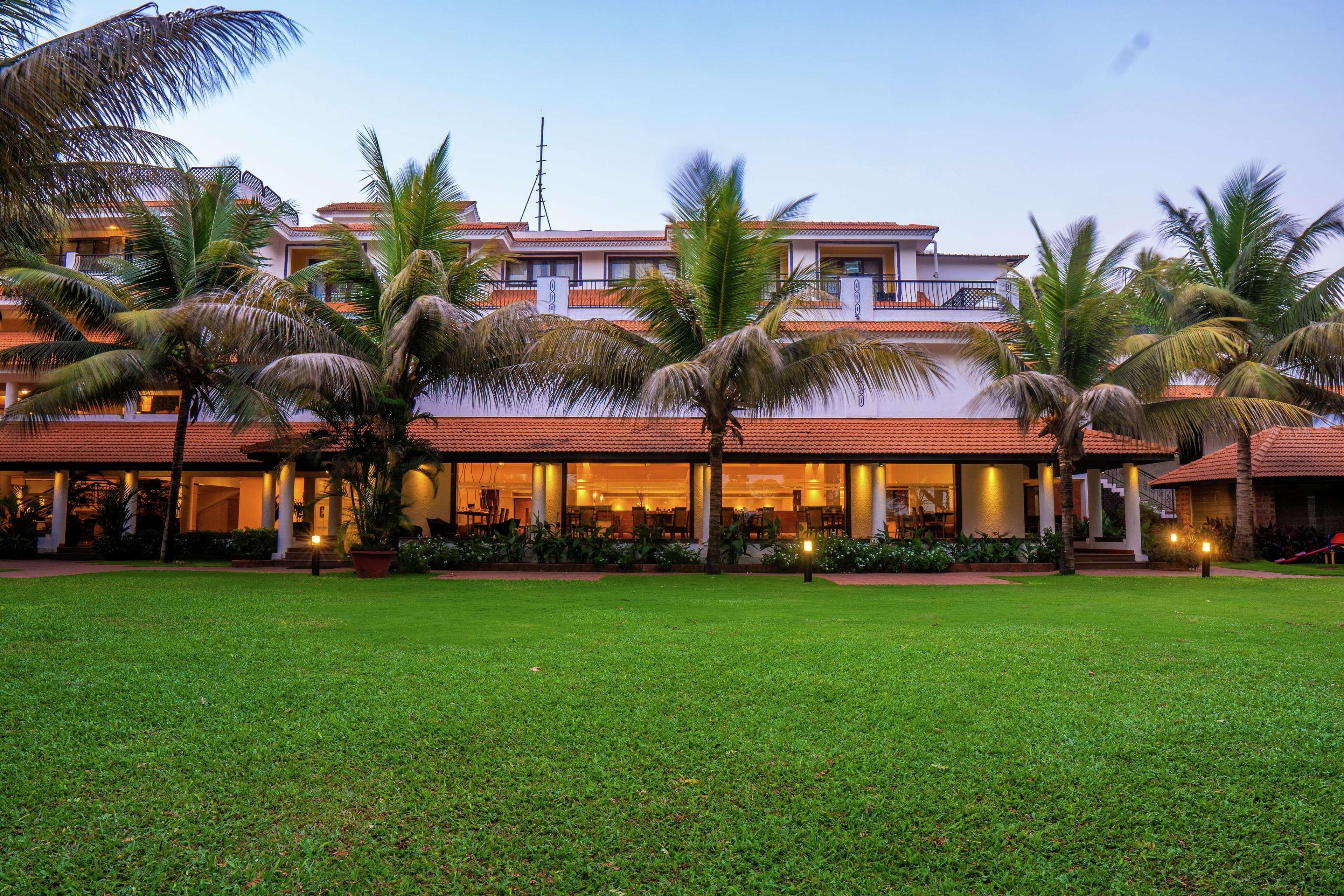 Doubletree By Hilton Hotel Goa - Arpora - Baga Exterior foto